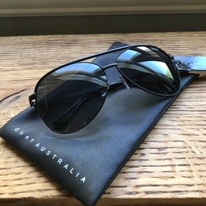 NWT Quay Aviator Sunglasses
